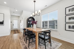 Macpherson Ave-S2204-014.jpg