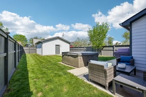 Macpherson Ave-S2204-058.jpg