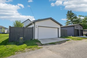 Macpherson Ave-S2204-067.jpg