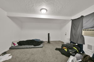  Photo 39