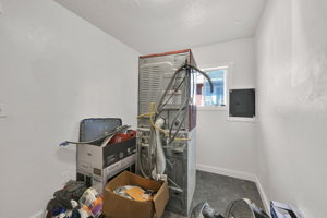  Photo 35