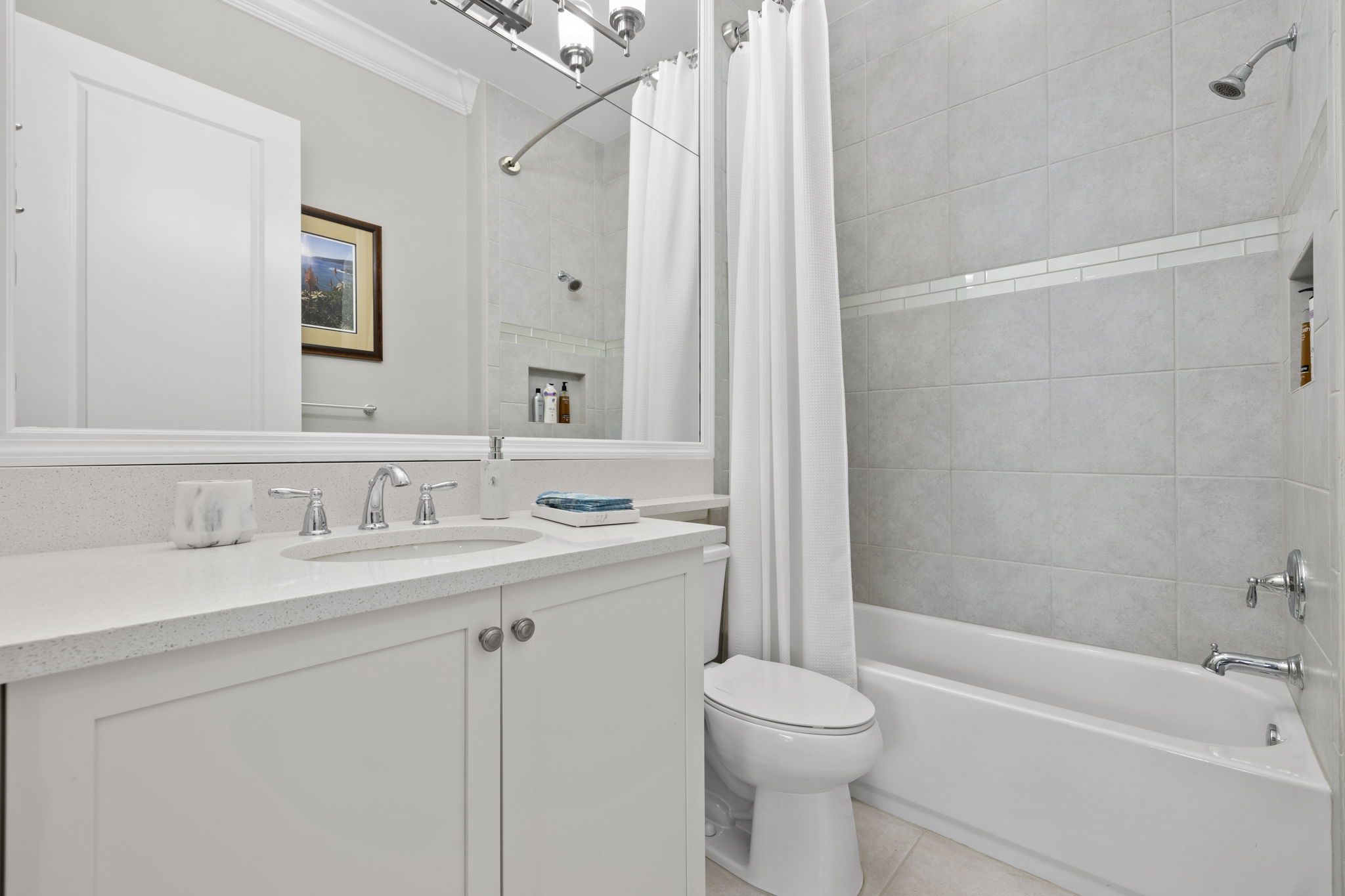 Guest Bathroom (1)