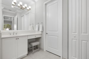 Primary Bathroom (2)