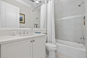 Guest Bathroom (1)