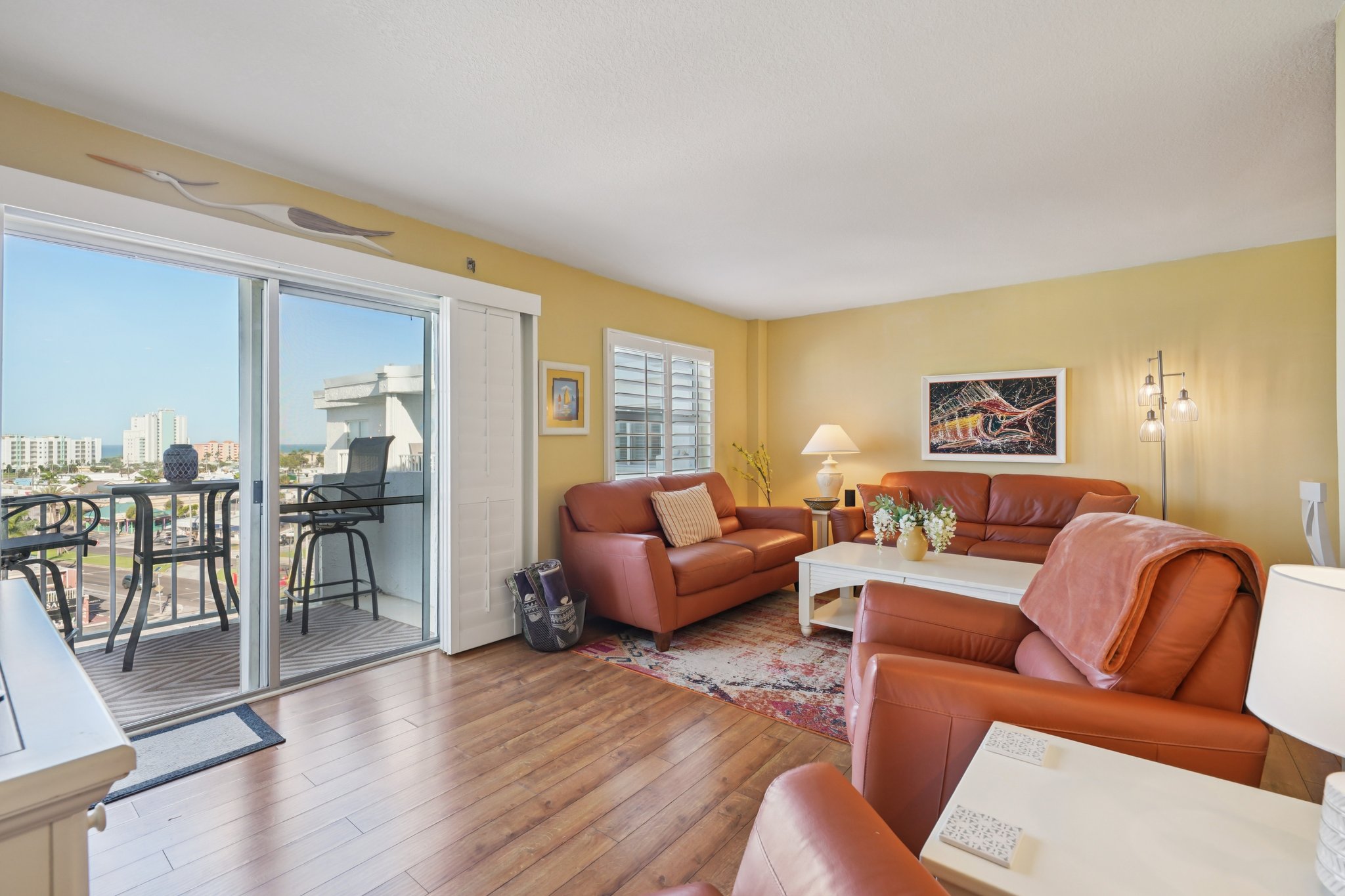 107th Ave 708-S0204-011.jpg