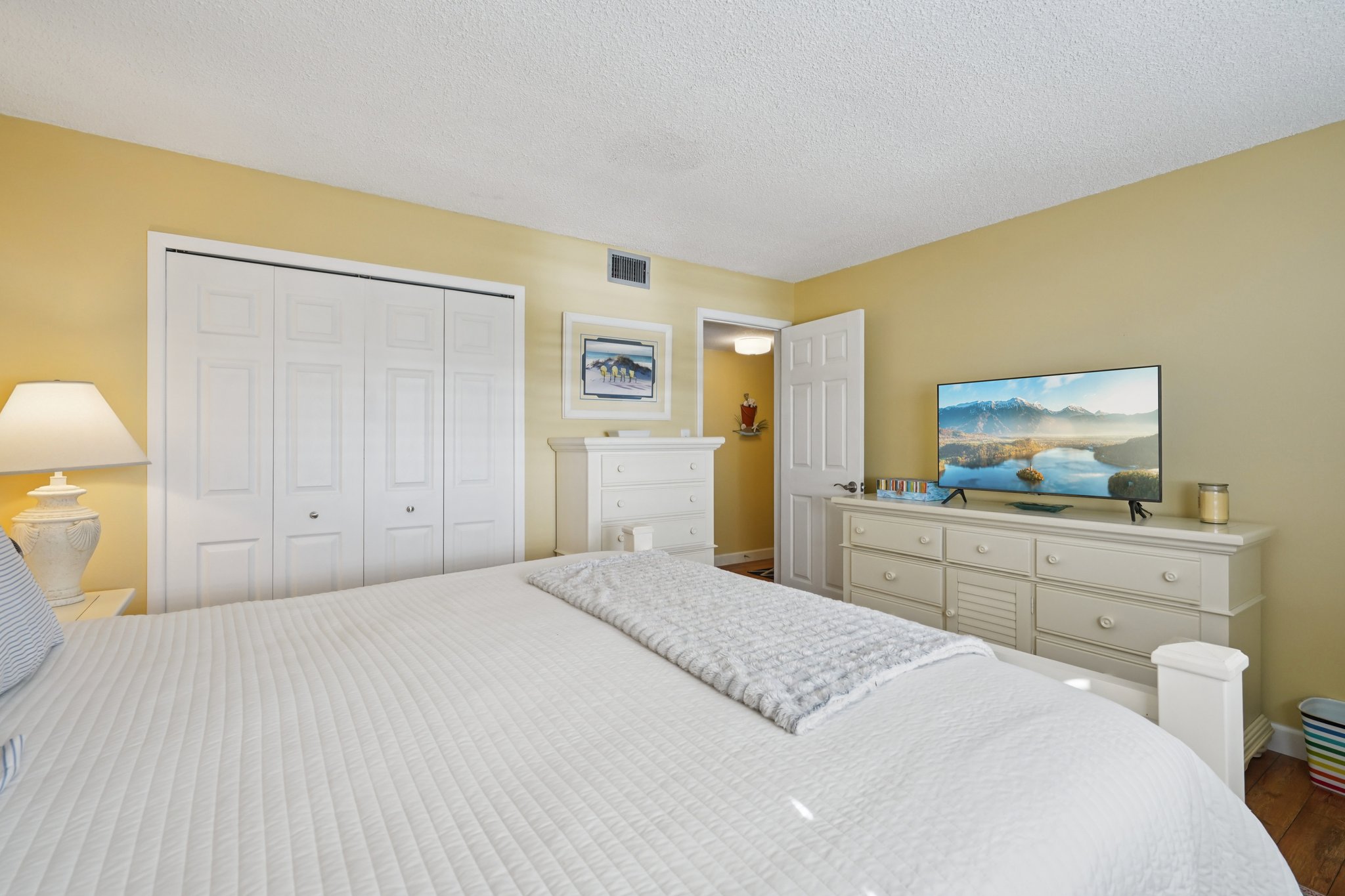 107th Ave 708-S0204-029.jpg