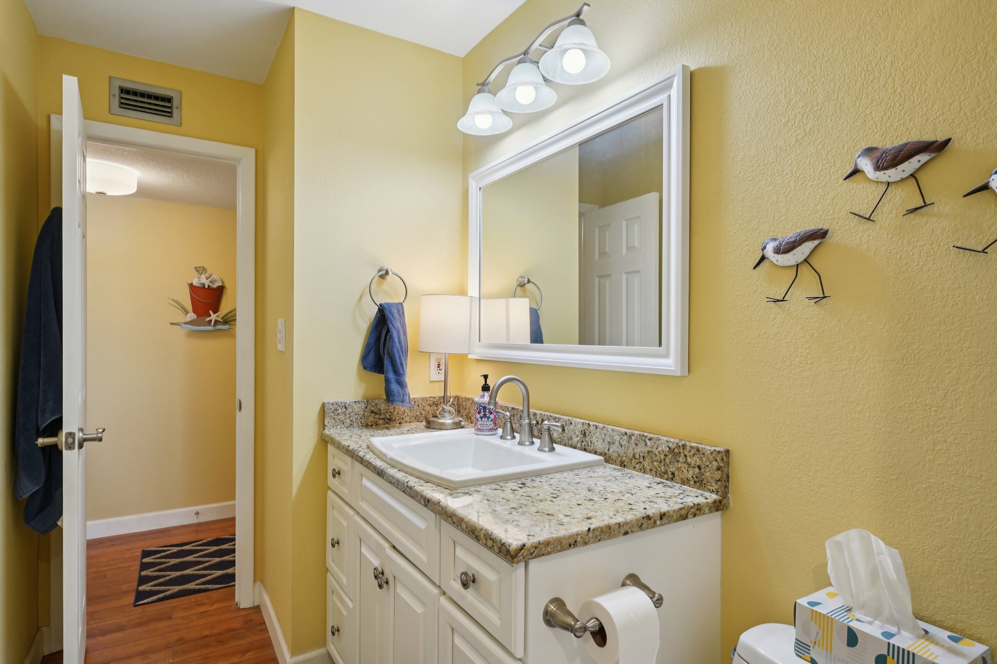 107th Ave 708-S0204-034.jpg