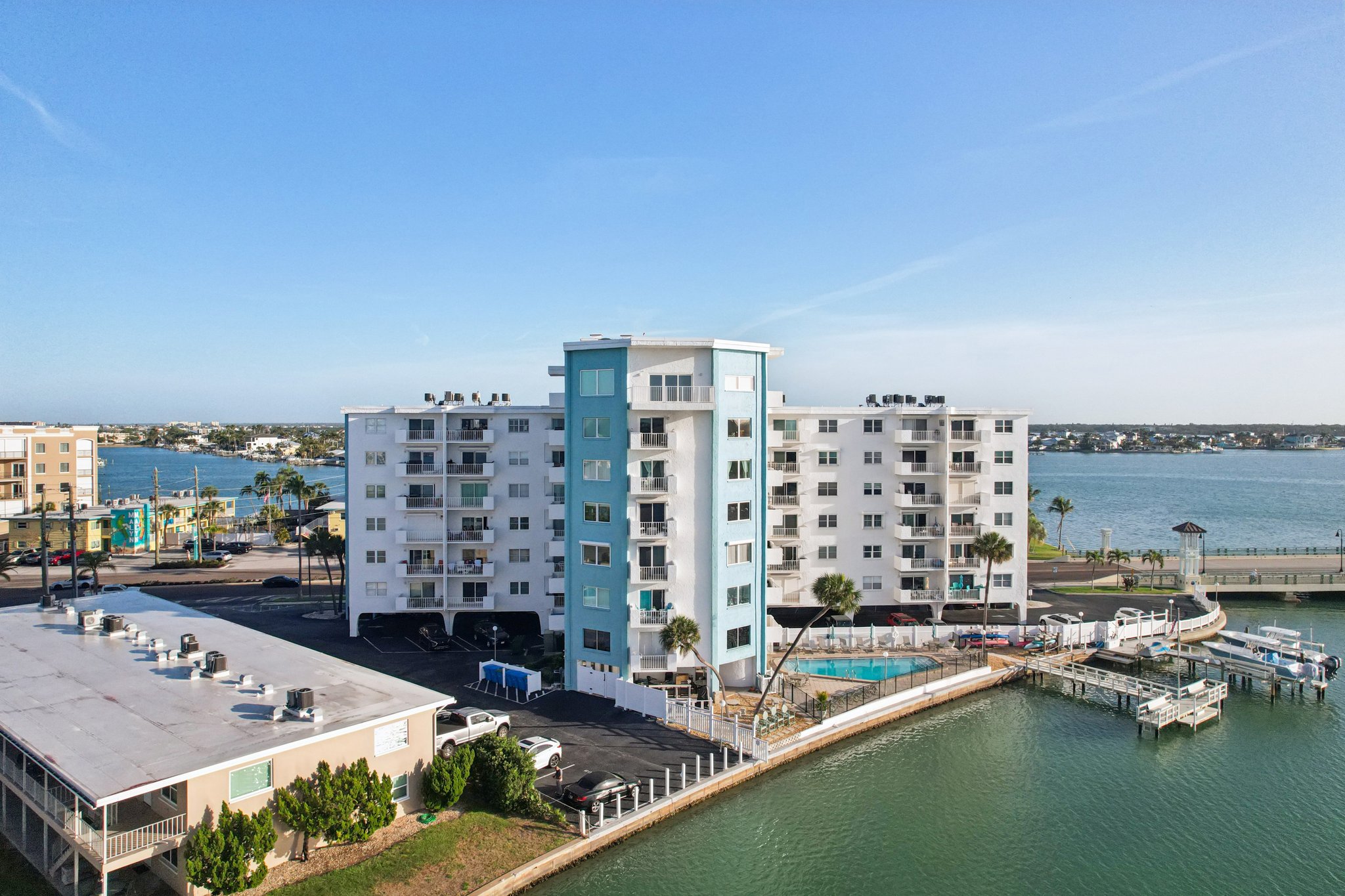 107th Ave 708-S0204-055.jpg