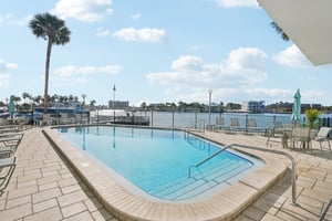 107th Ave 708-0204-906.jpg