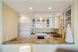 107th Ave 708-S0204-024.jpg