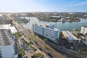 107th Ave 708-S0204-051.jpg