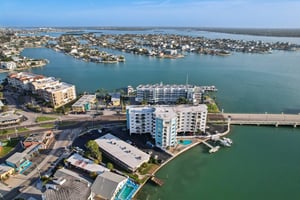 107th Ave 708-S0204-052.jpg