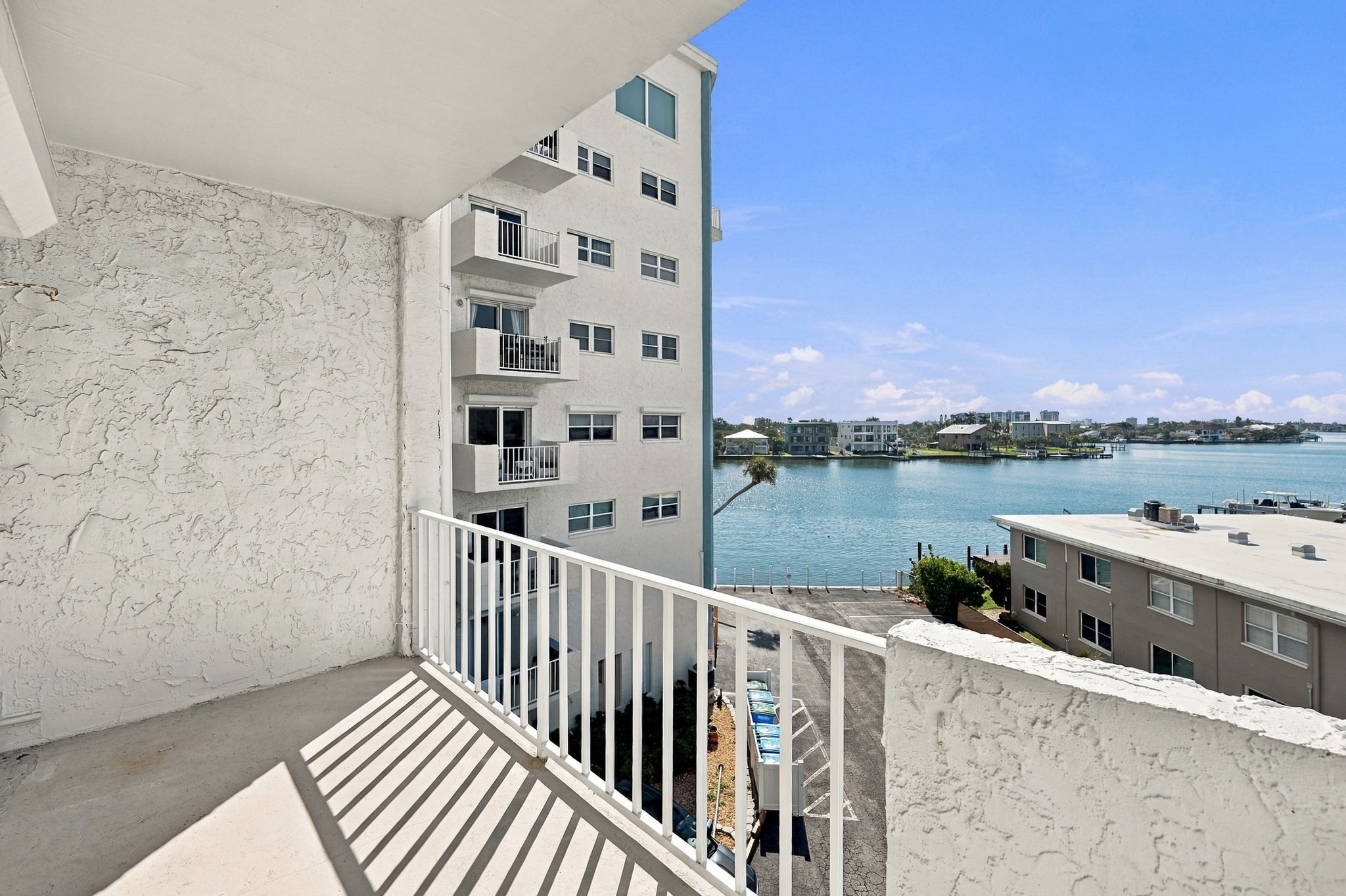 Balcony1