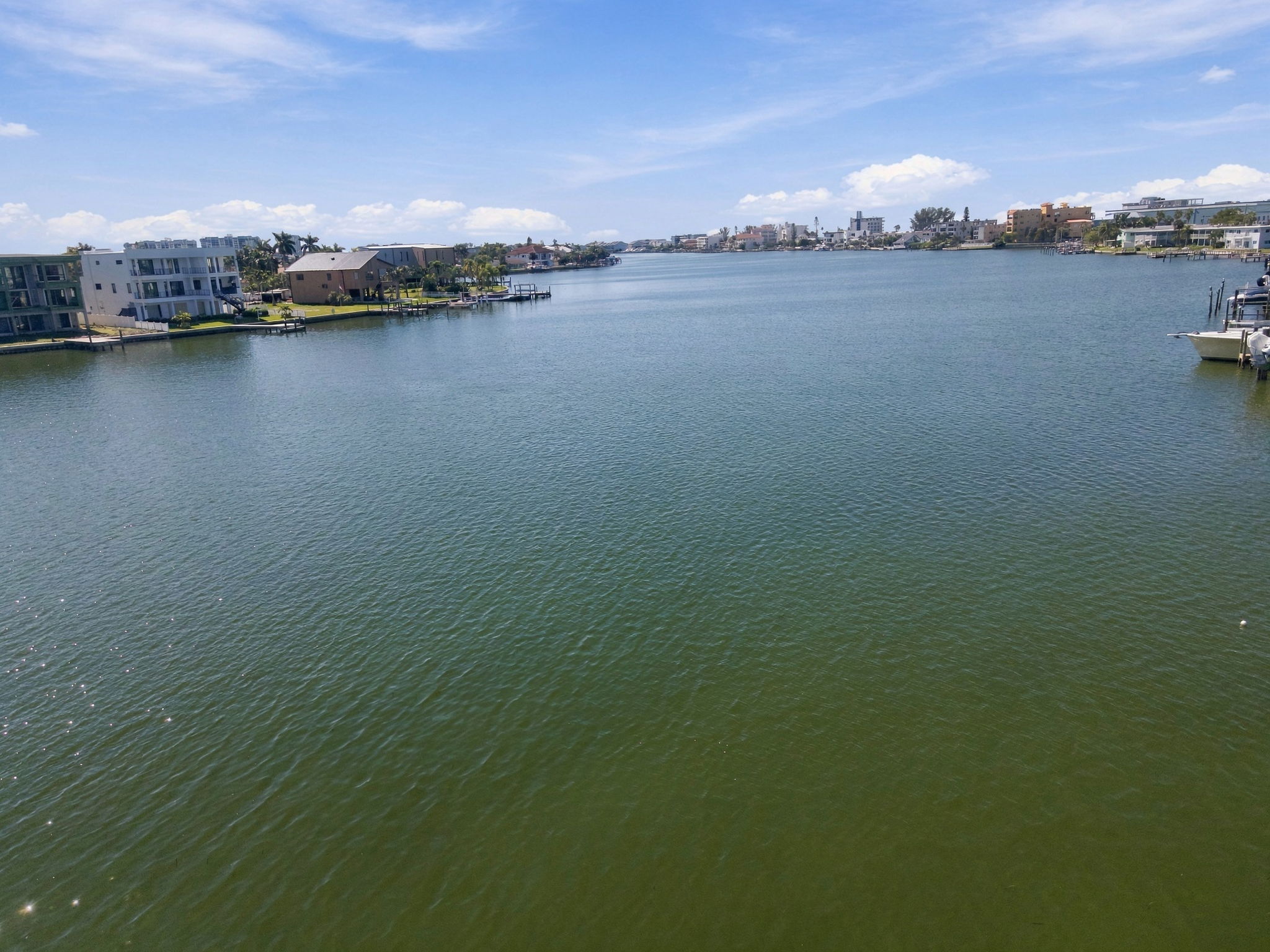 Dock8 View