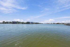 Dock7 View
