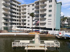 Dock11