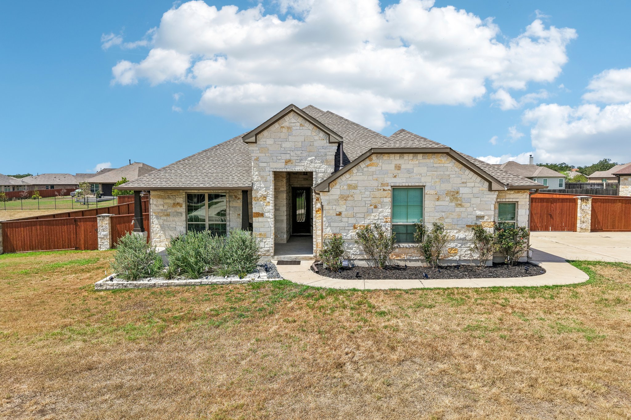 Chisholm Trl-S0809-043.jpg