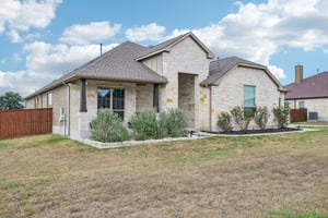 Chisholm Trl-S0809-002.jpg