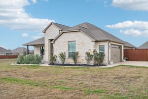 Chisholm Trl-S0809-003.jpg