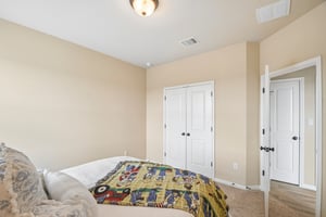 Chisholm Trl-S0809-034.jpg