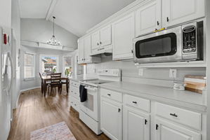  Photo 21