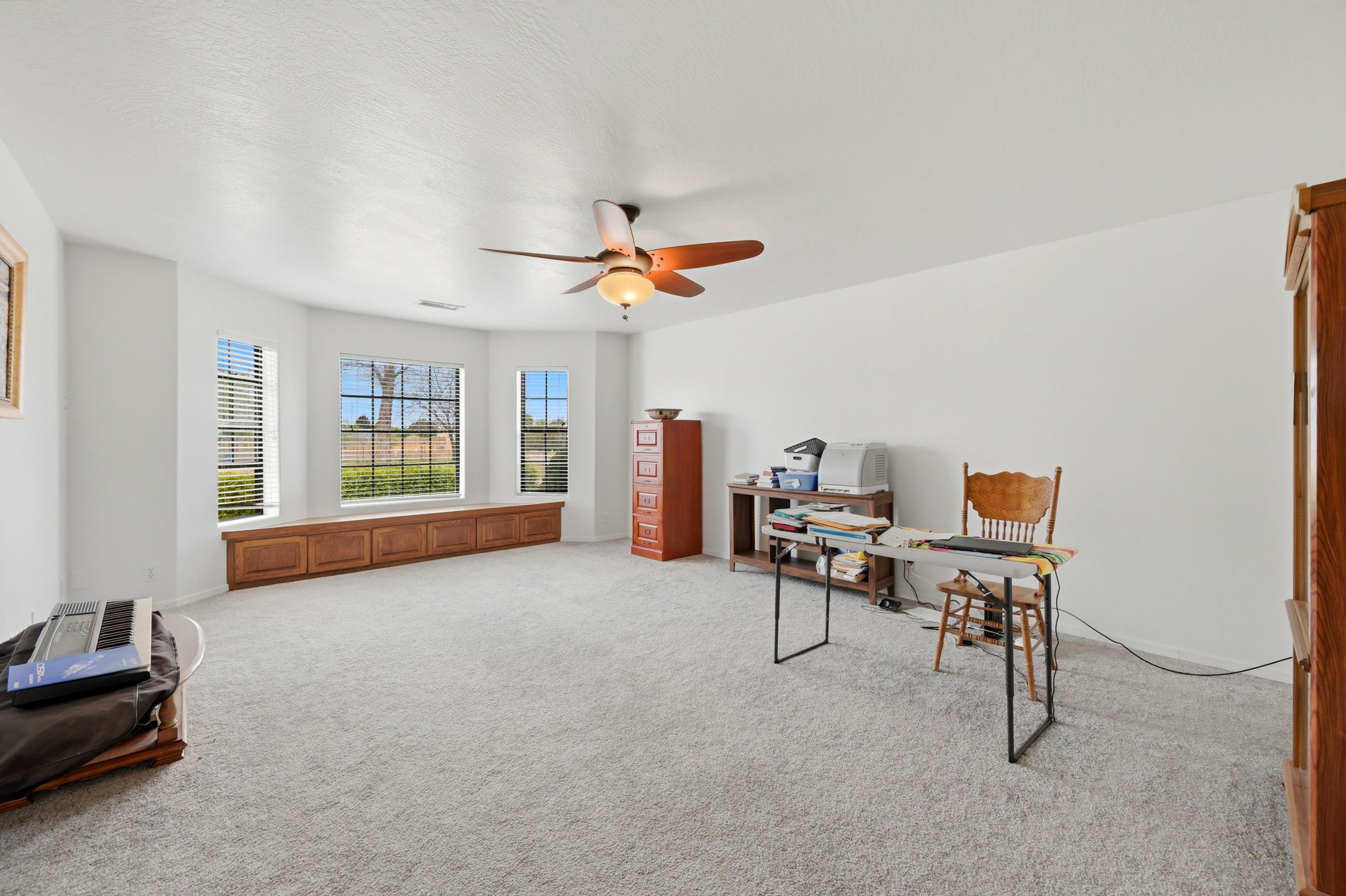 Family Room (1)