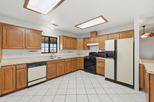 Kitchen (1)
