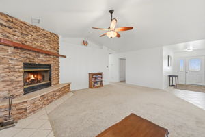 Living Room (3)