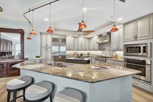 Breakfast Bar 2 of 2