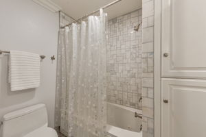  Photo 35