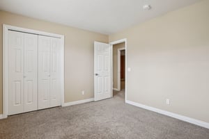 S 680 W-S1608-017.jpg