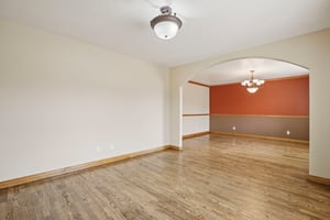S 680 W-S1608-022.jpg