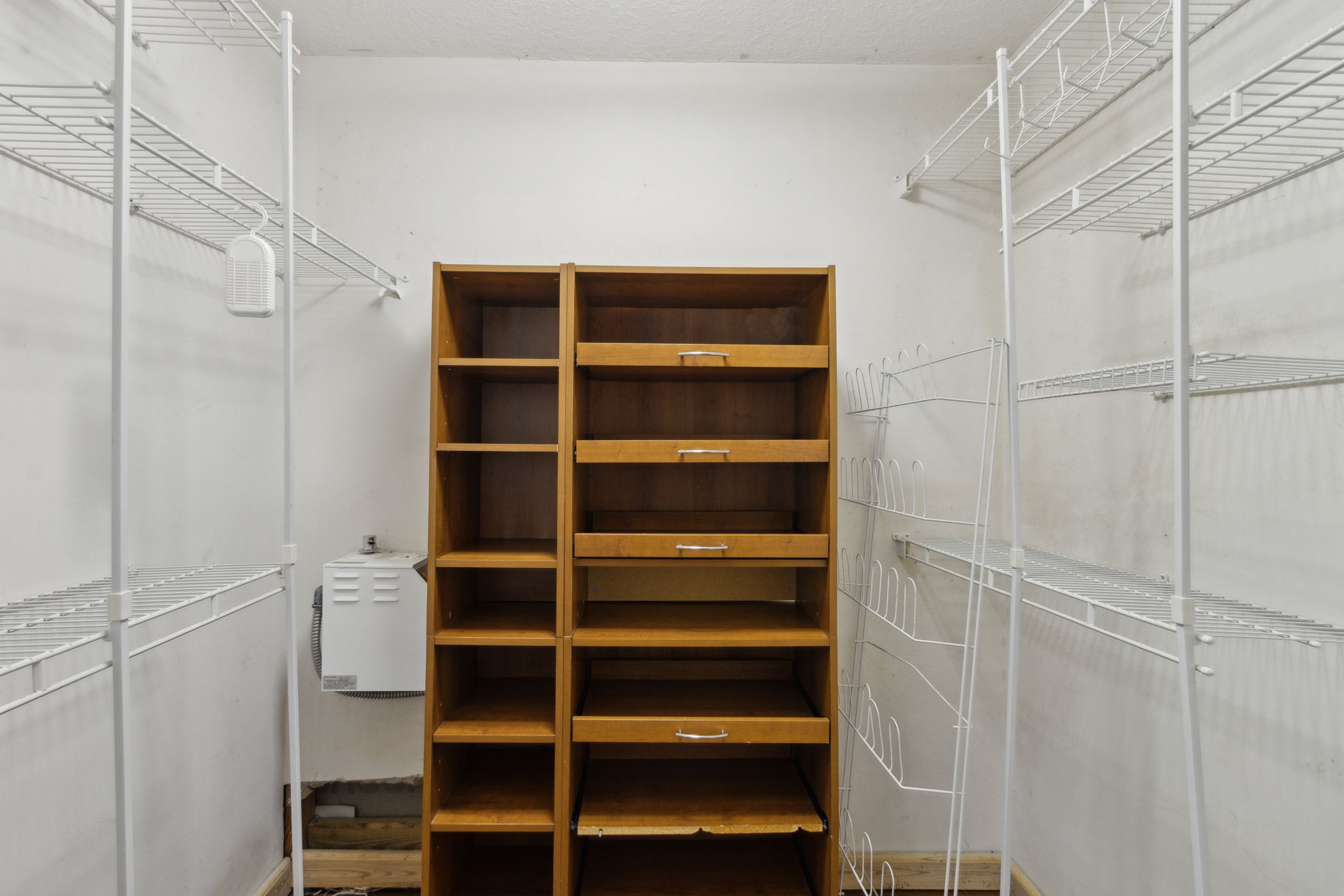 Primary Bedroom Closet