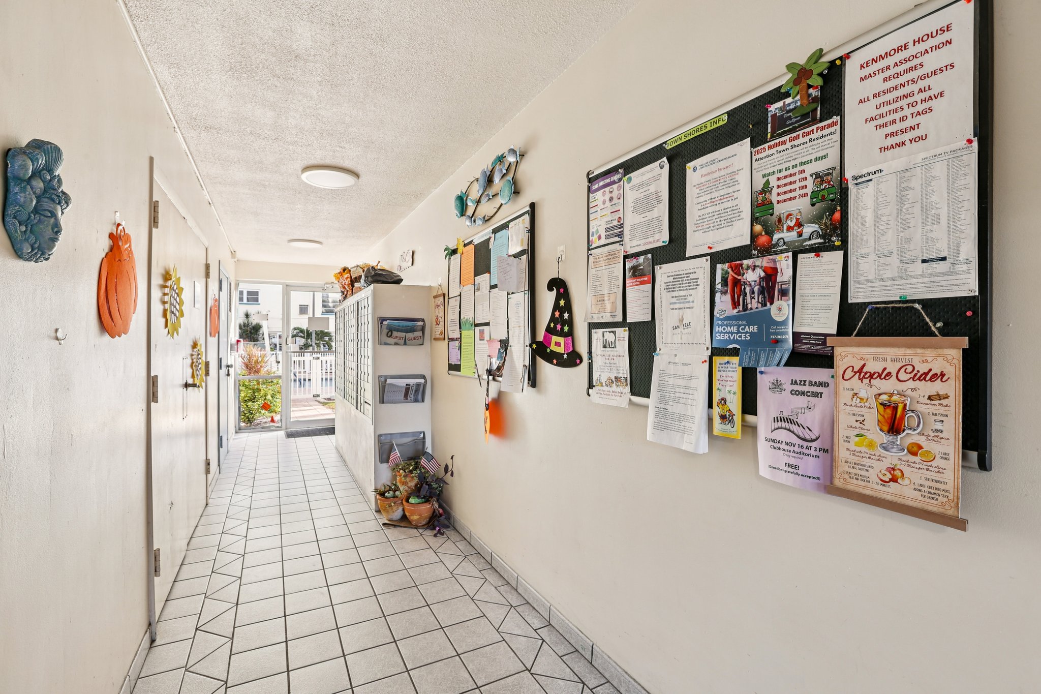 59th St S unit 501-S1211-042.jpg