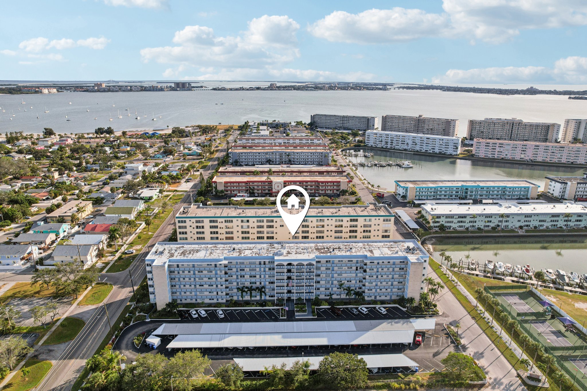 59th St S unit 501-S1211-046.jpg