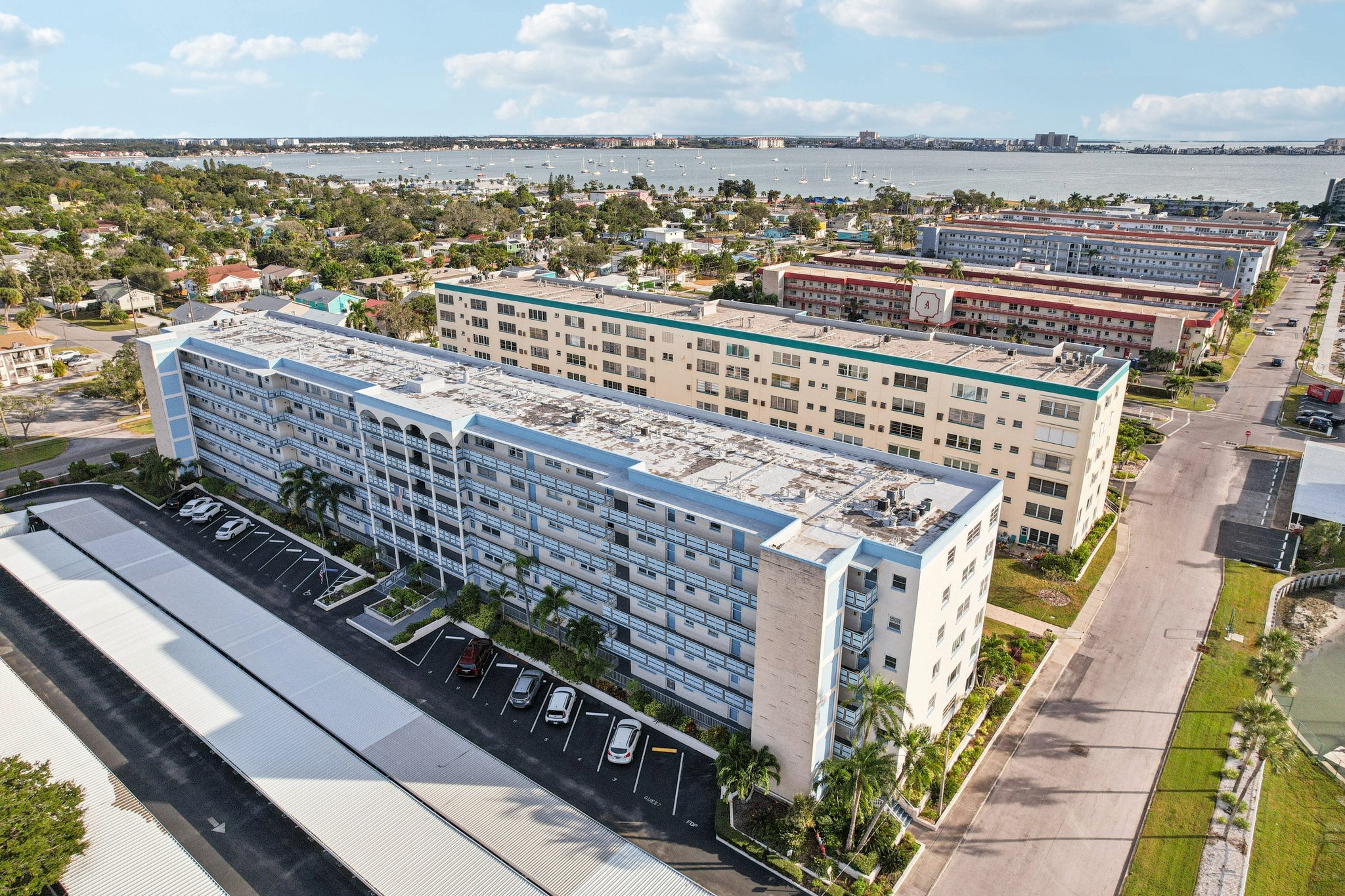 59th St S unit 501-S1211-048.jpg