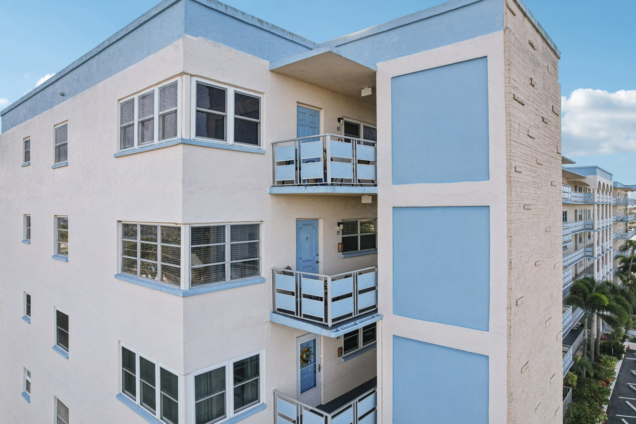 59th St S unit 501-S1211-050.jpg