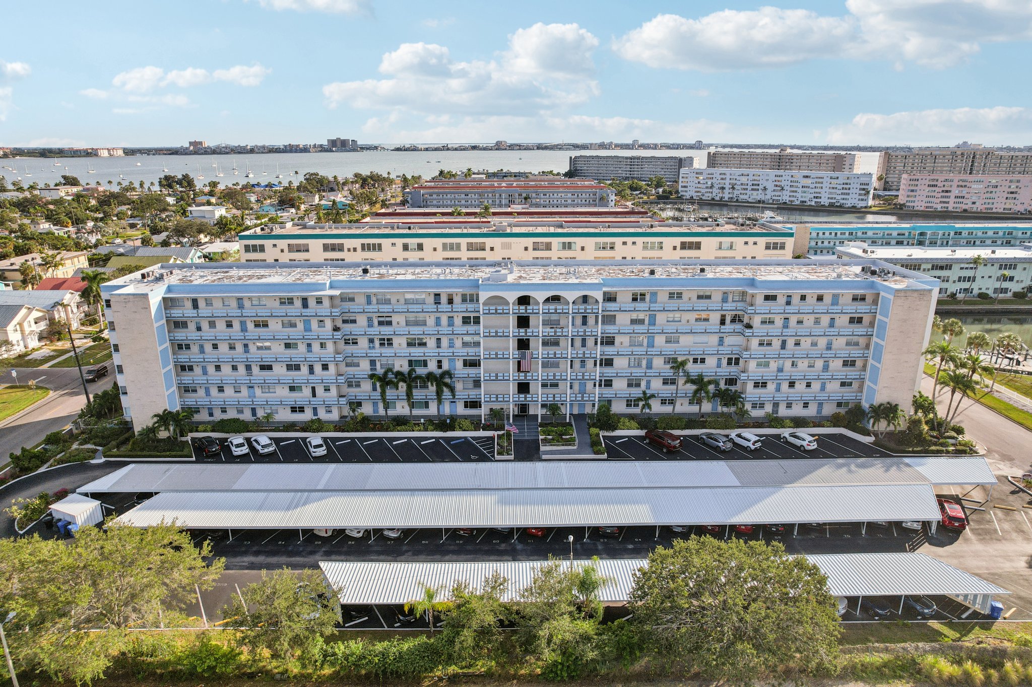 59th St S unit 501-S1211-054.jpg