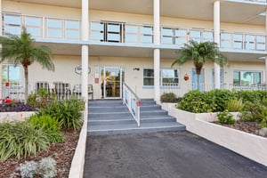 59th St S unit 501-S1211-003.jpg