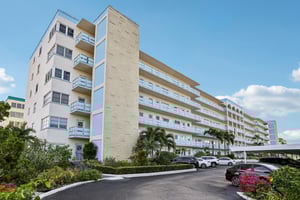 59th St S unit 501-S1211-004.jpg