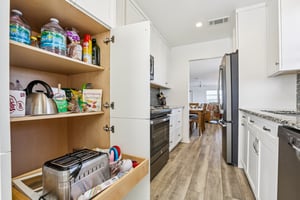 59th St S unit 501-S1211-023.jpg