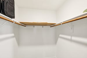 59th St S unit 501-S1211-041.jpg