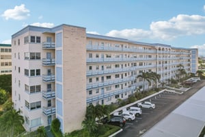 59th St S unit 501-S1211-051.jpg