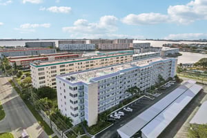 59th St S unit 501-S1211-052.jpg