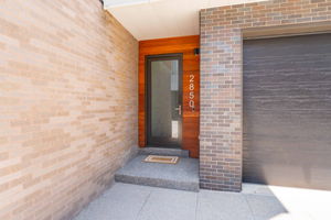  Photo 0