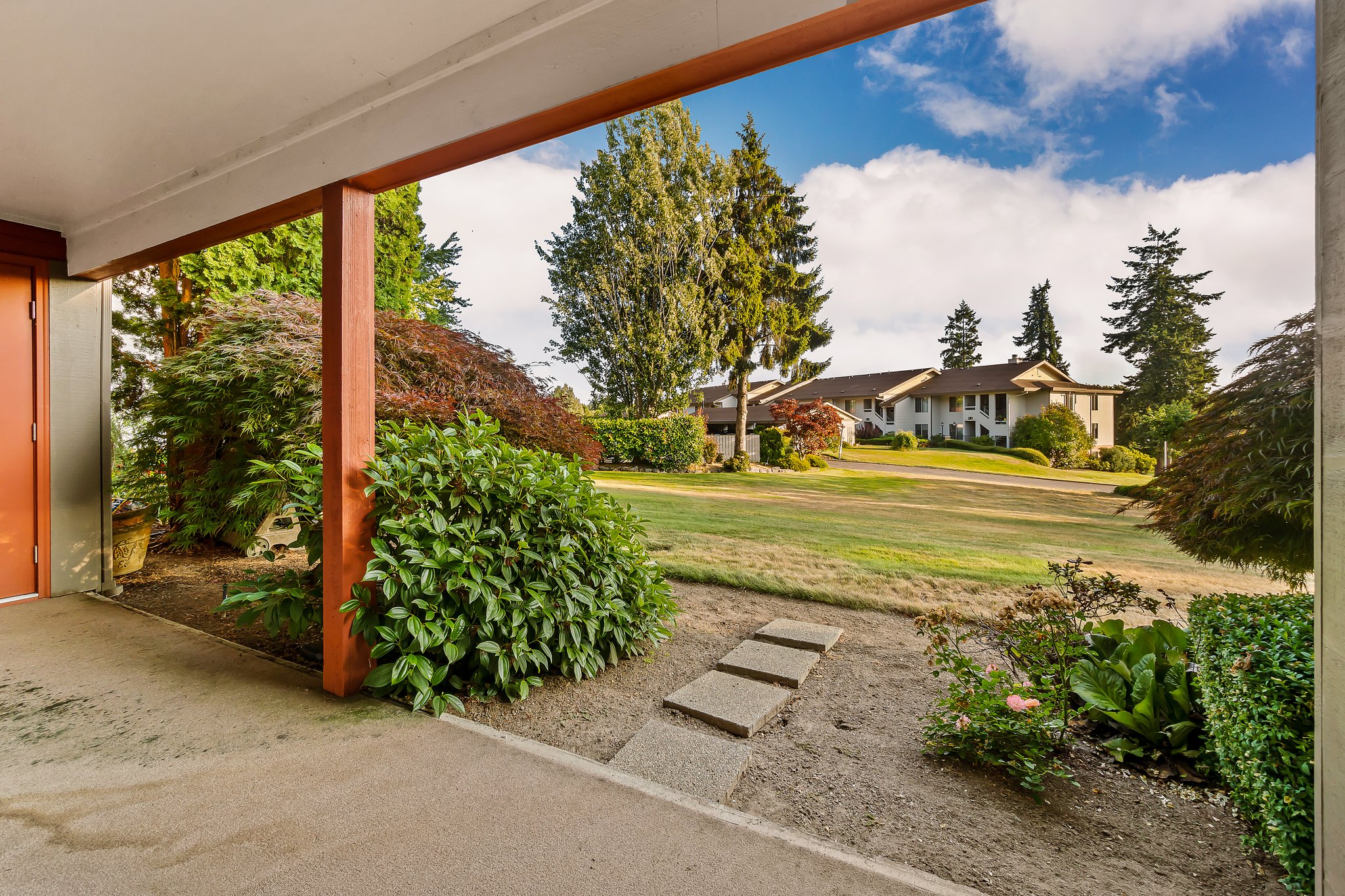 28503 Lakeview Dr, Mountlake Terrace, WA 98043, USA Photo 26