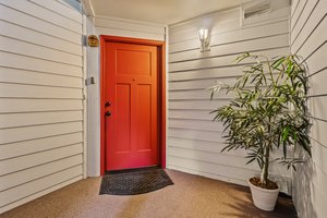 28503 Lakeview Dr, Mountlake Terrace, WA 98043, USA Photo 2