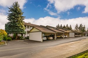 28503 Lakeview Dr, Mountlake Terrace, WA 98043, USA Photo 29