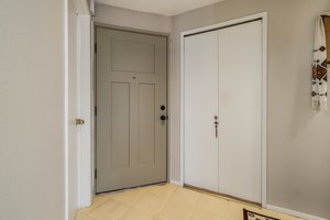 28503 Lakeview Dr, Mountlake Terrace, WA 98043, USA Photo 3