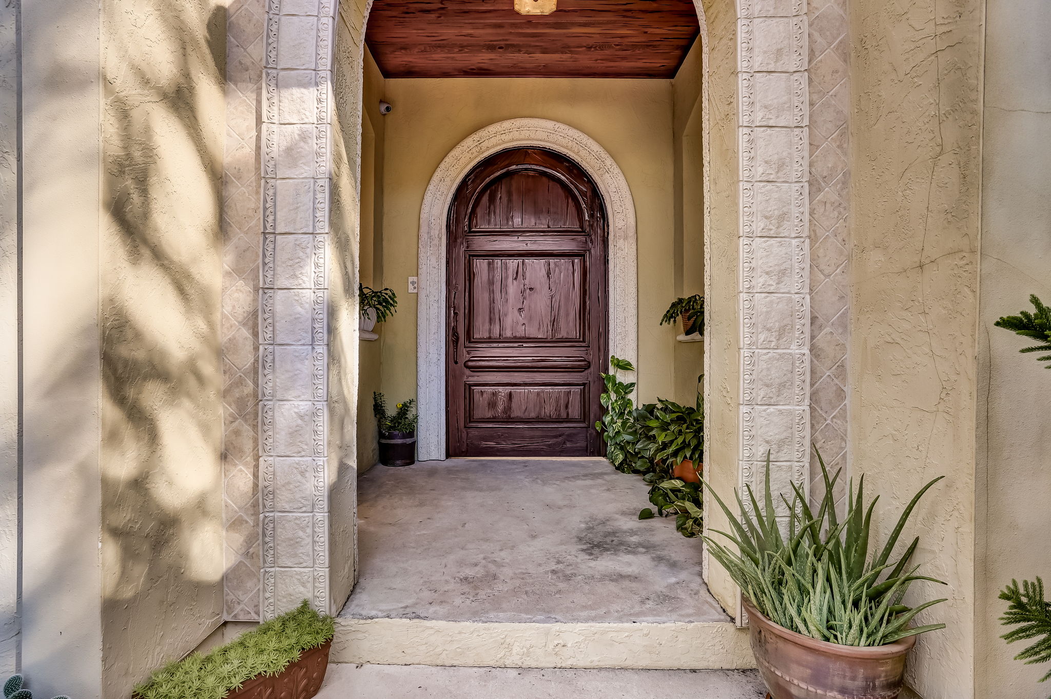 Front Entry Detail